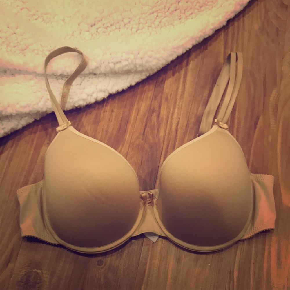Chantelle t-shirt memory foam bra